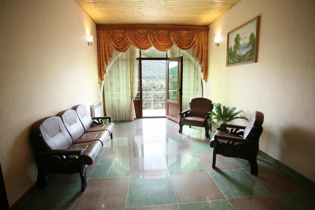 Nairi Hotel Jermuk Dış mekan fotoğraf